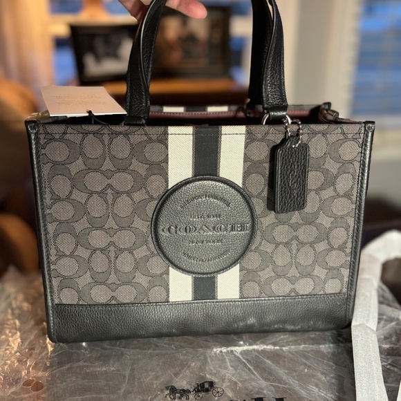 NWT Coach Dempsey Signature Jacquard Carryall- Shoulder Bag/Crossbody - Picture 9 of 16